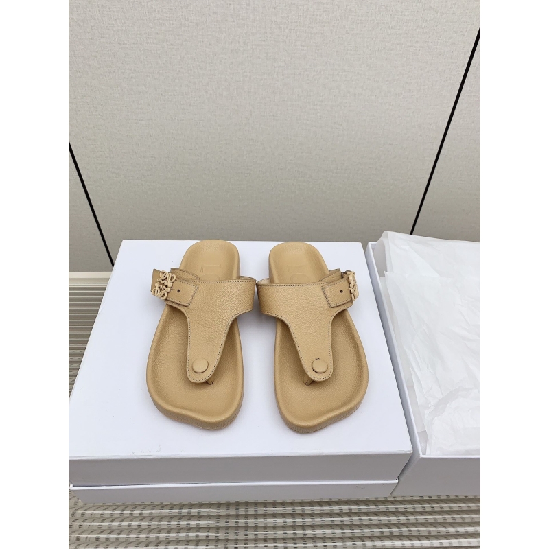 l*ew* slippers